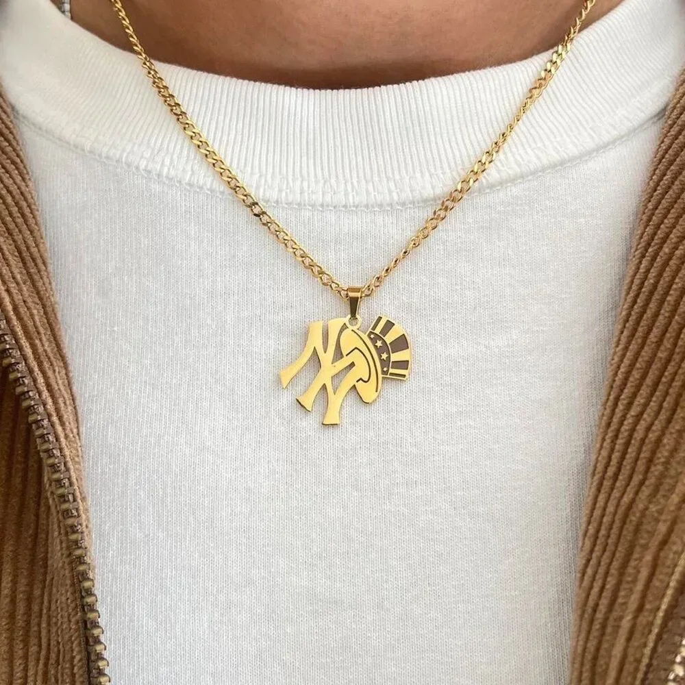 vintage style new york yankees gold necklace